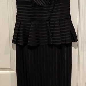 Tadashi Shoji Elegant Black Striped Midi Dress